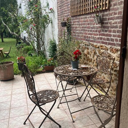 Studio Avec Terrasse Sur Jardin フォントネー・スー・ボワ エクステリア 写真
